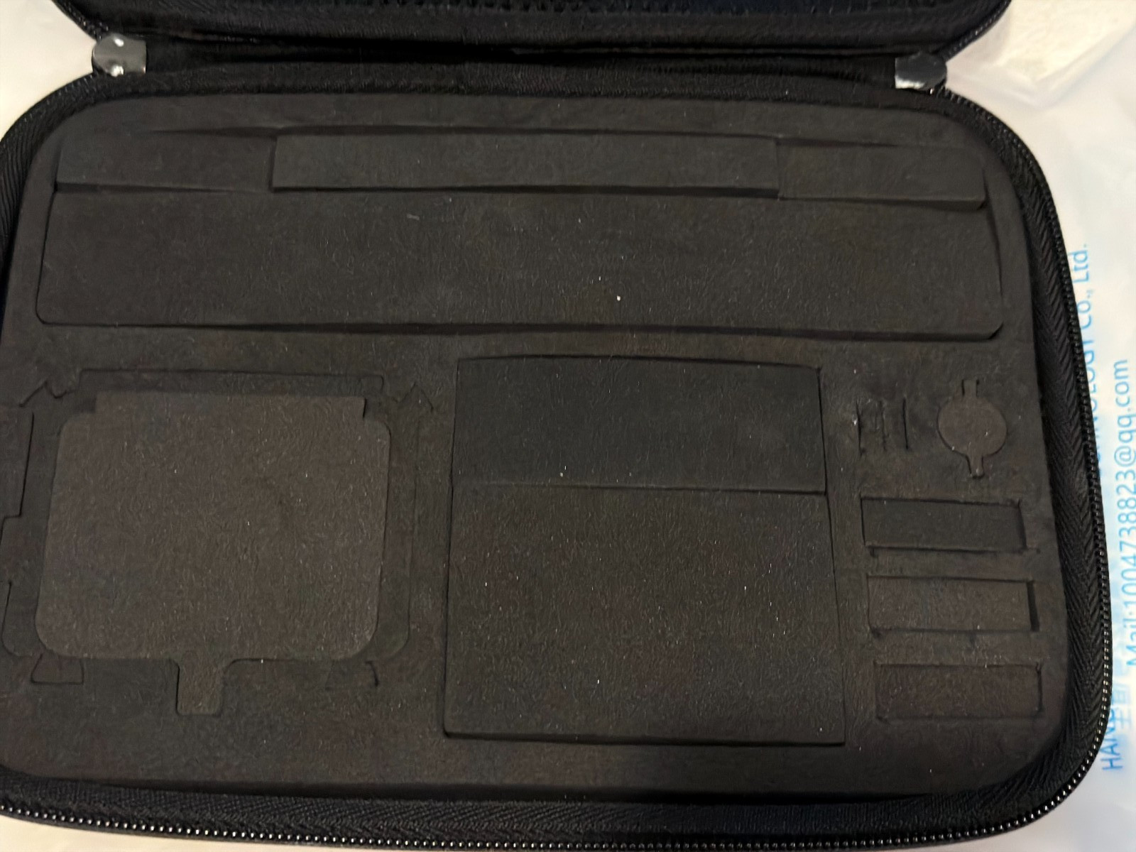 SUREWO Hard Case for GoPro,Surface-Waterproof Carrying Compatible Medium