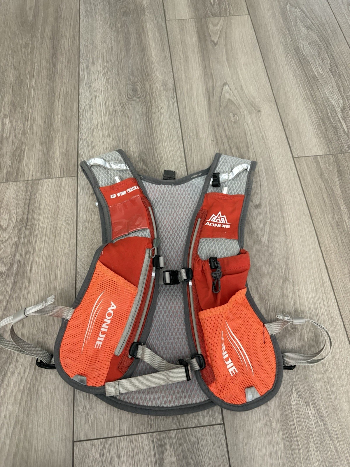 AONIJIE Hydration Vest Pack Backpack 5L Marathoner Running Race Hydration Orange