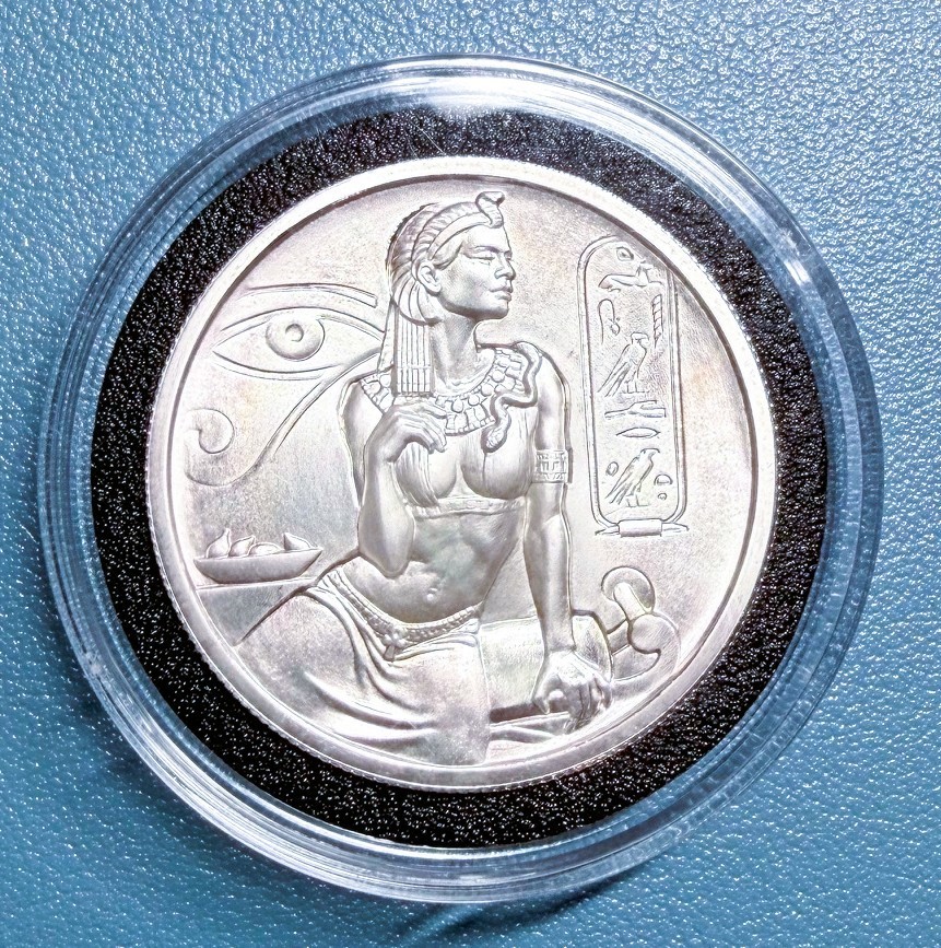 2 oz Cleopatra Egyptian Gods Series #1 UHR .999 Silver Round Heidi Wastweet