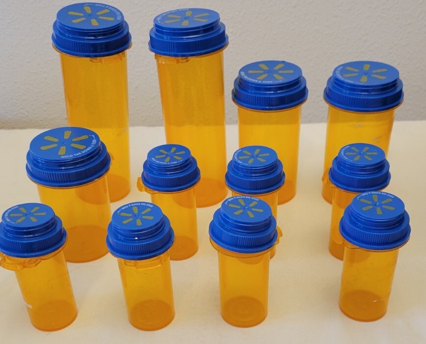 Lot Of 12 Prescription Bottles Various Sizes