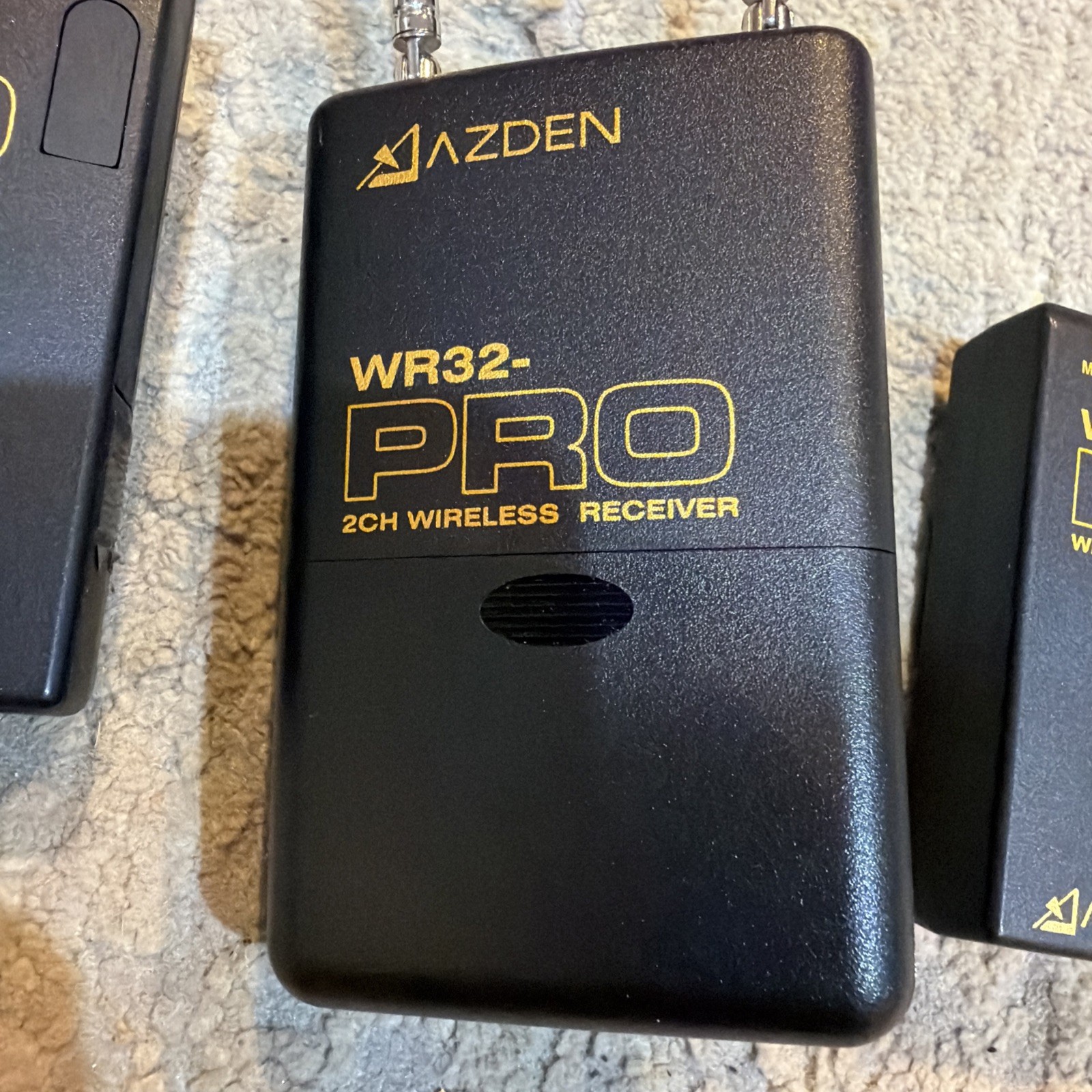 azden wm-pro Wireless Microphone System Wr32-pro