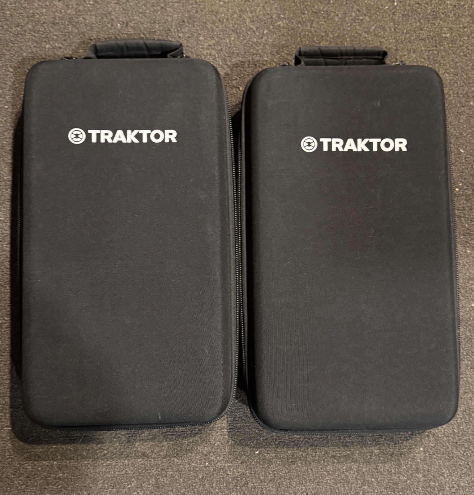 traktor kontrol d2 dj controller + case