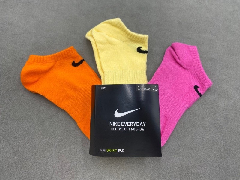 3 Pairs Nike Everyday Lightweight No Show Socks Women Size L FAST SHIPPING