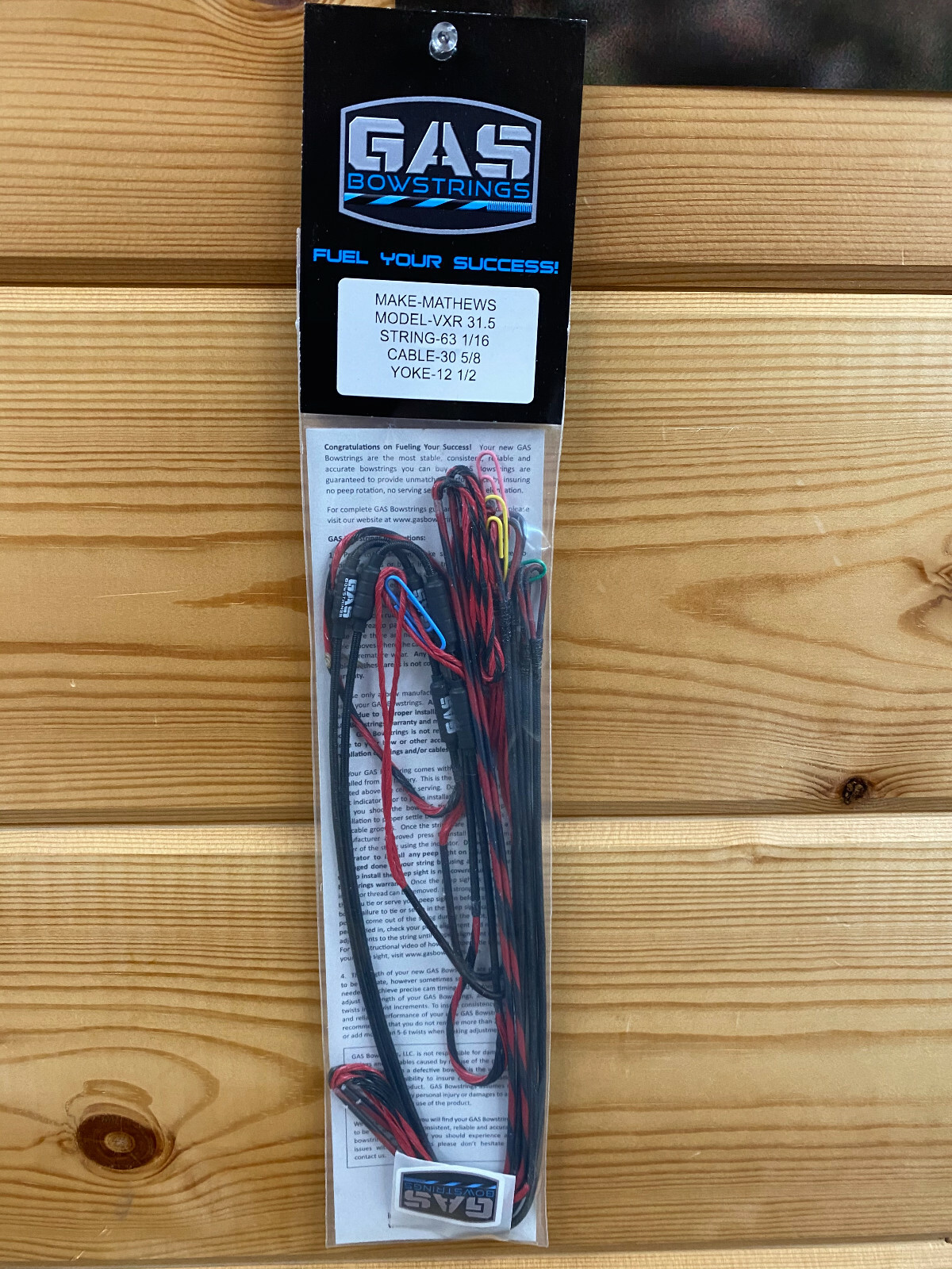 Gas Bowstrings Mathews VXR 31.5 Bowstring And Cable Set W/ Speed Nocks Red/Black