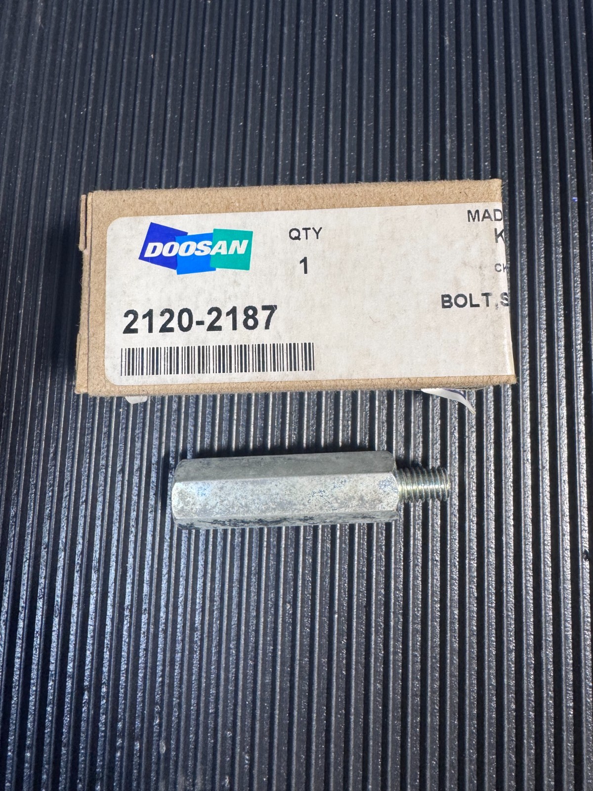 BOLT 2120-2187 NEW DOOSAN