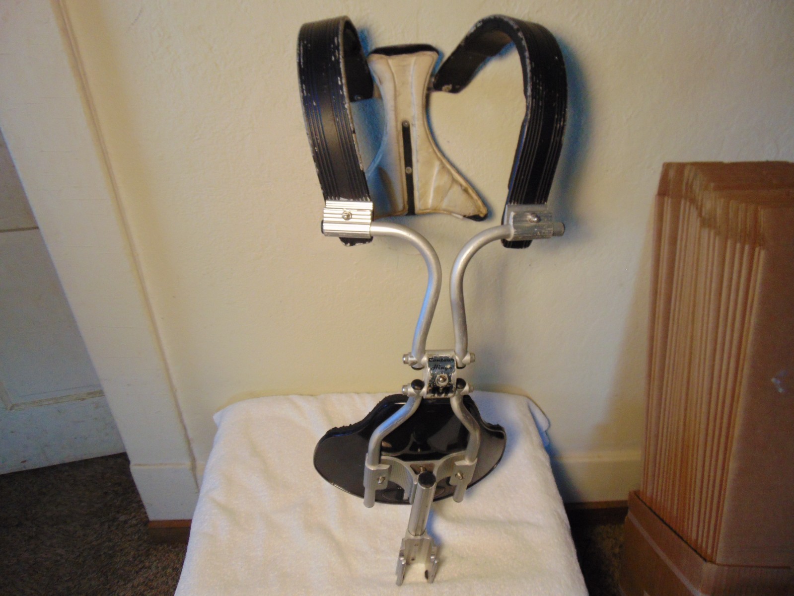 RANDALL MAY BASS DRUM HARNESS CARRIER - w/ CONTOUR HINGE