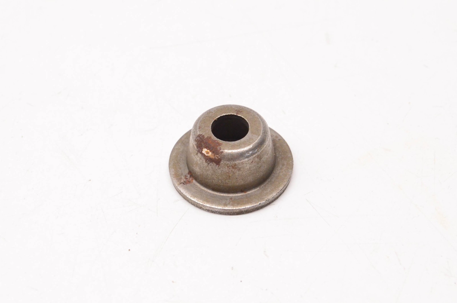 New OEM Ford EAA-6514-B Valve Spring Retainer NOS