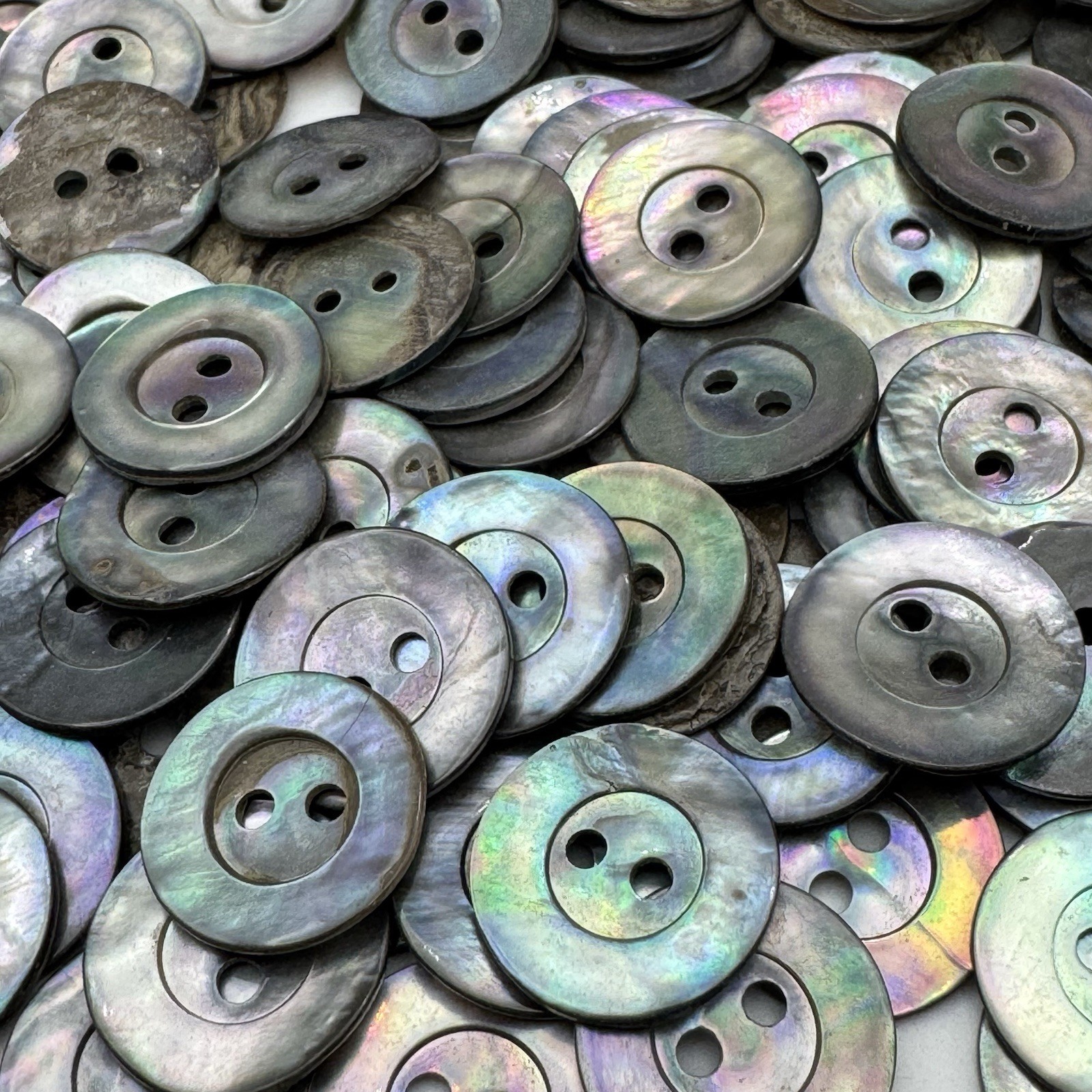 Real MOP/Mother Of Pearl Shell Button Smoke-Rainbow Wide Rim 15mm 5/8"  2hole