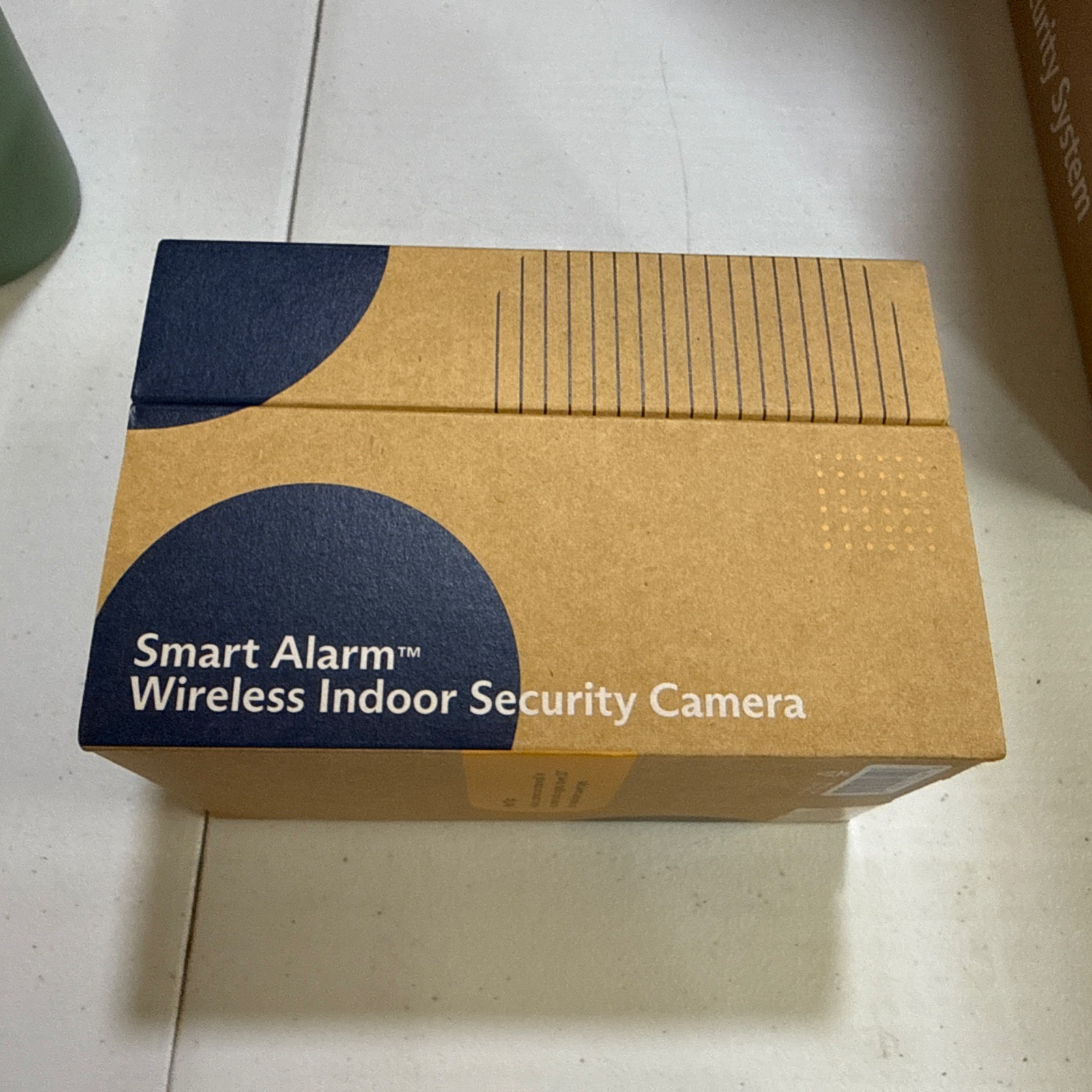 SimpliSafe Smart Alarm Wireless Indoor Security Camera CM006 Latest Model NEW