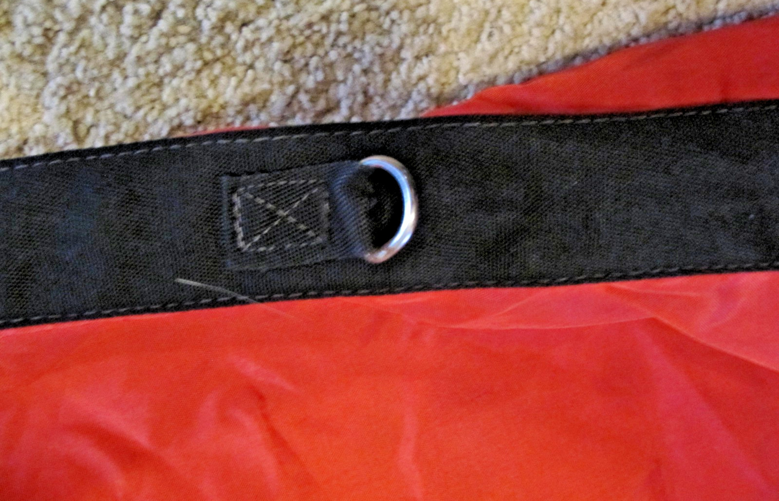SILVER MESA HORSE BLANKET SHEET 420D NYLON RED SIZE 82 Closed Front