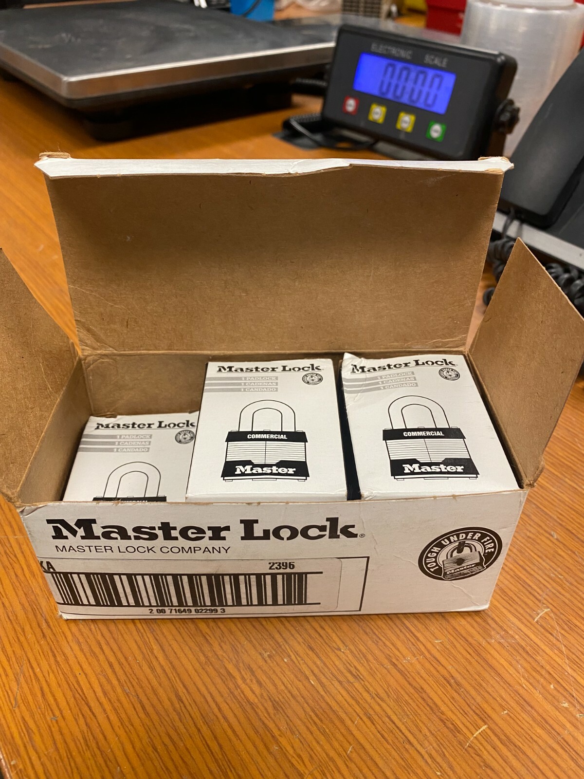 👀 5) NEW MASTER LOCK COMMERCIAL GRADE PAD LOCK 1KA LOT OF 5