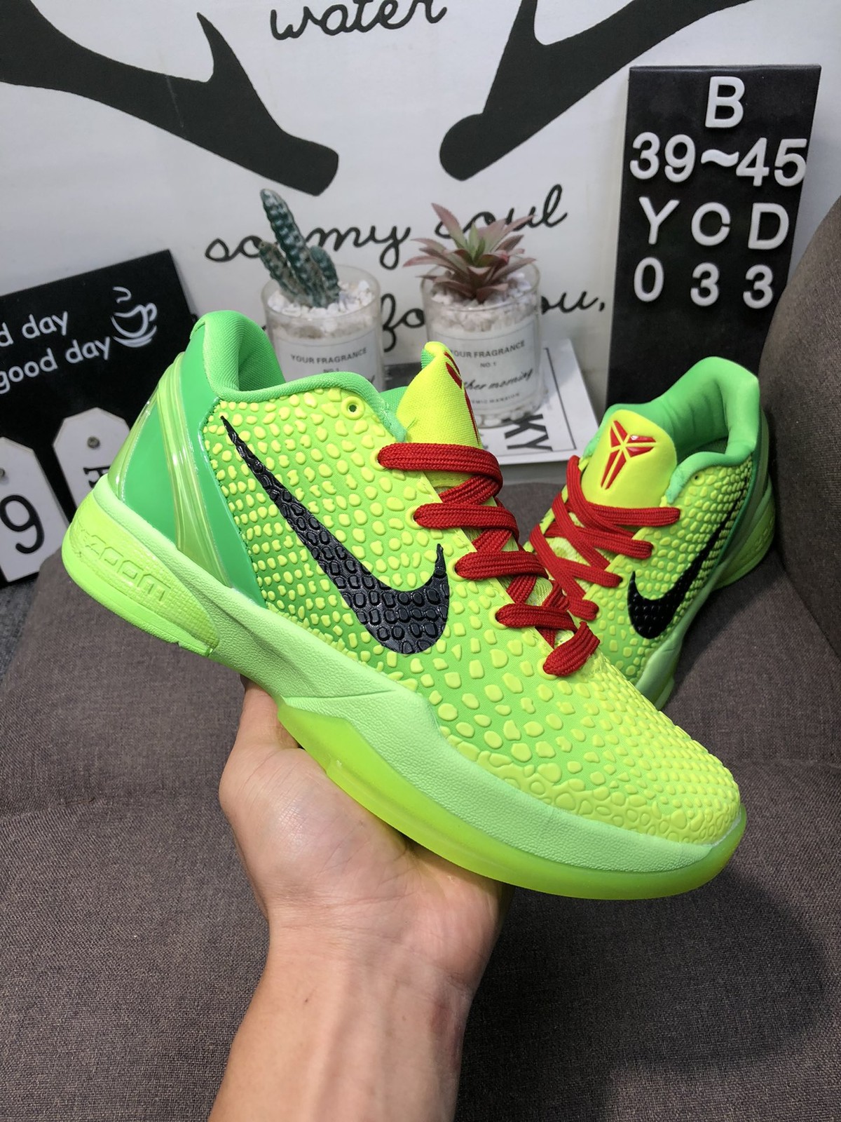 NK Zoom Kobe 6 Protro Grinch CW2190-300