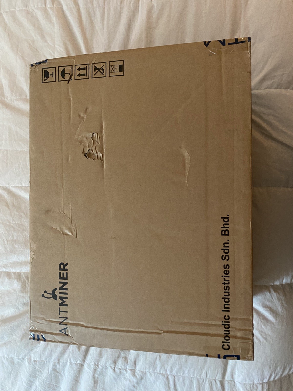 Bitmain Antminer S19J Pro 104TH ASIC Bitcoin Miner