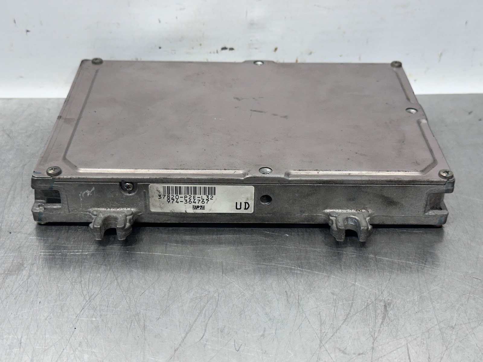 1998 Honda Civic OEM Manual Transmission ECU Engine Control Unit 37820-P2E-L32