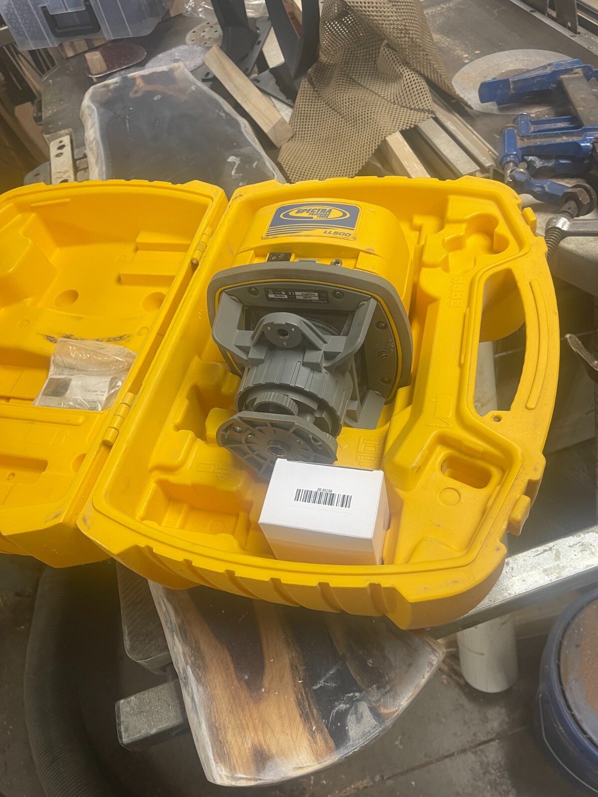 spectra precision laser level 500