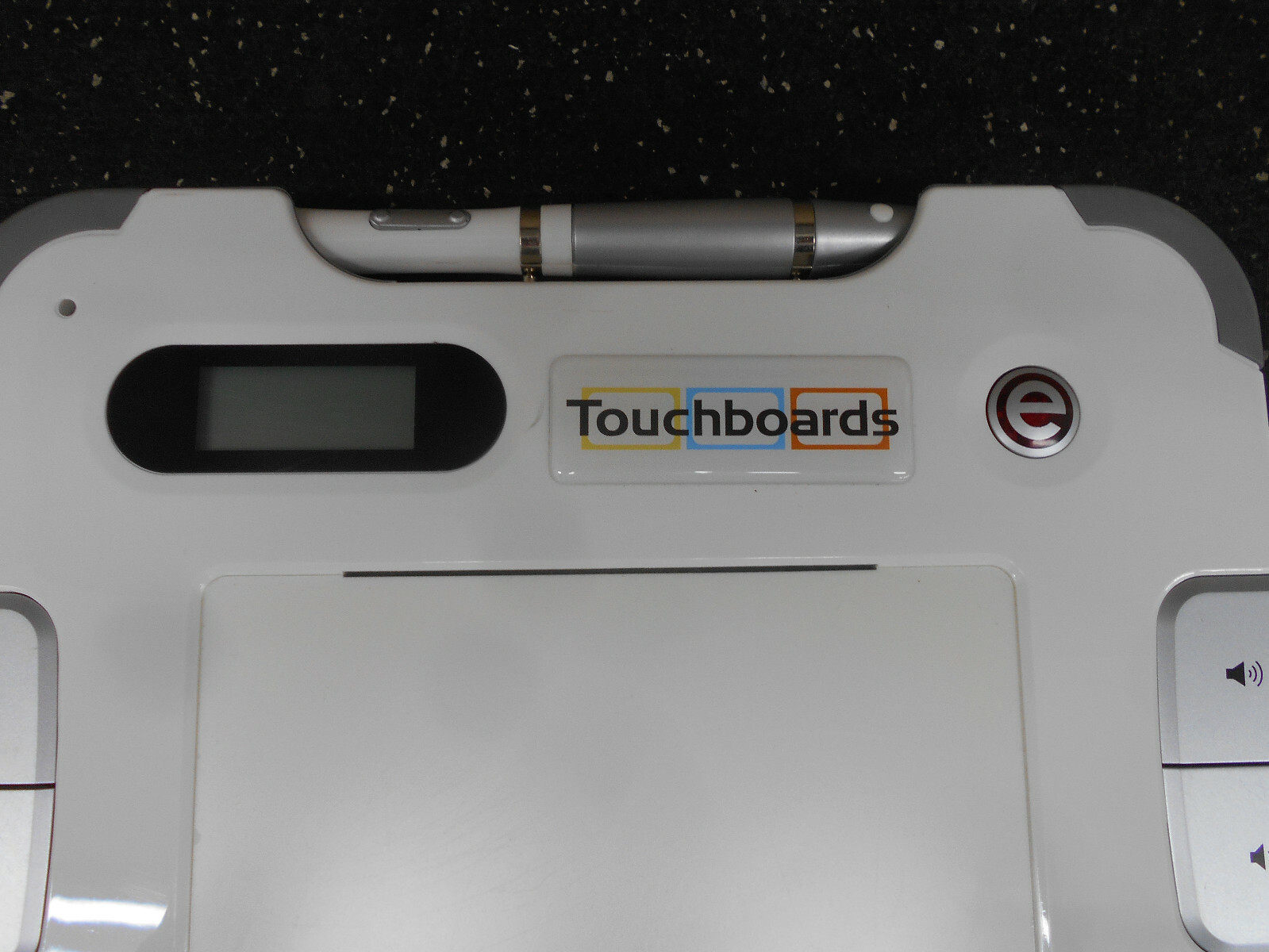 TOUCHBOARDS WP100 TABLET W/ INTERACTIVE STYLUS
