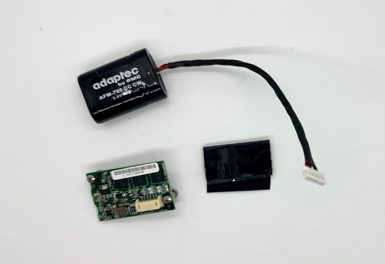 Adaptec AFM-700 CC Super Capacitor and+ Cache Module Kit for  ASR-71605, 72405