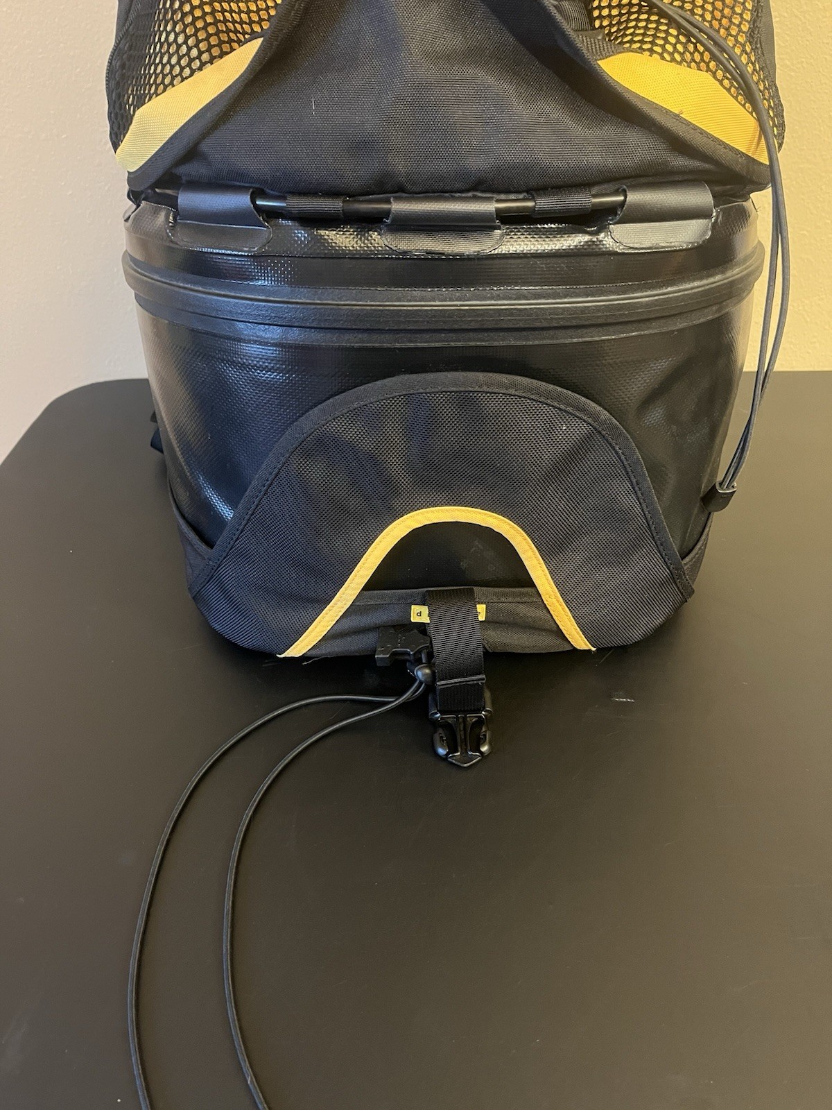 Lowepro DryZone Rover Backpack Camera Bag Black Yellow Light Use