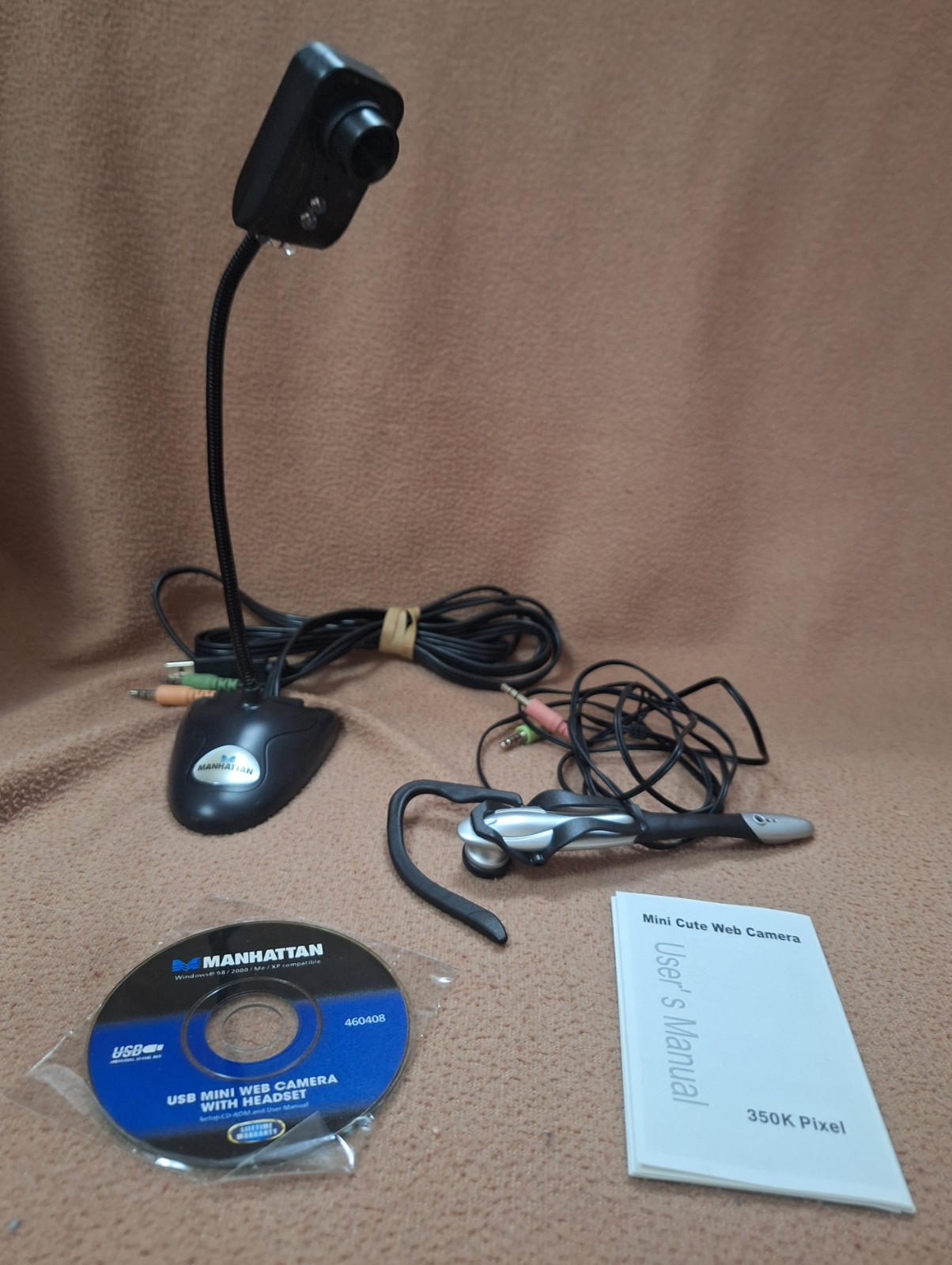 Manhattan MINI CUTE CAM 350K Pixel USB Flexible Camera, Headset,Software,Manual