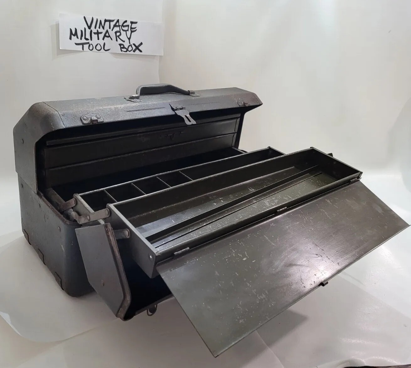 Military Carry Tool Box Metal Cantilever Vintage Heavy Duty 22×10x13 Mechanic