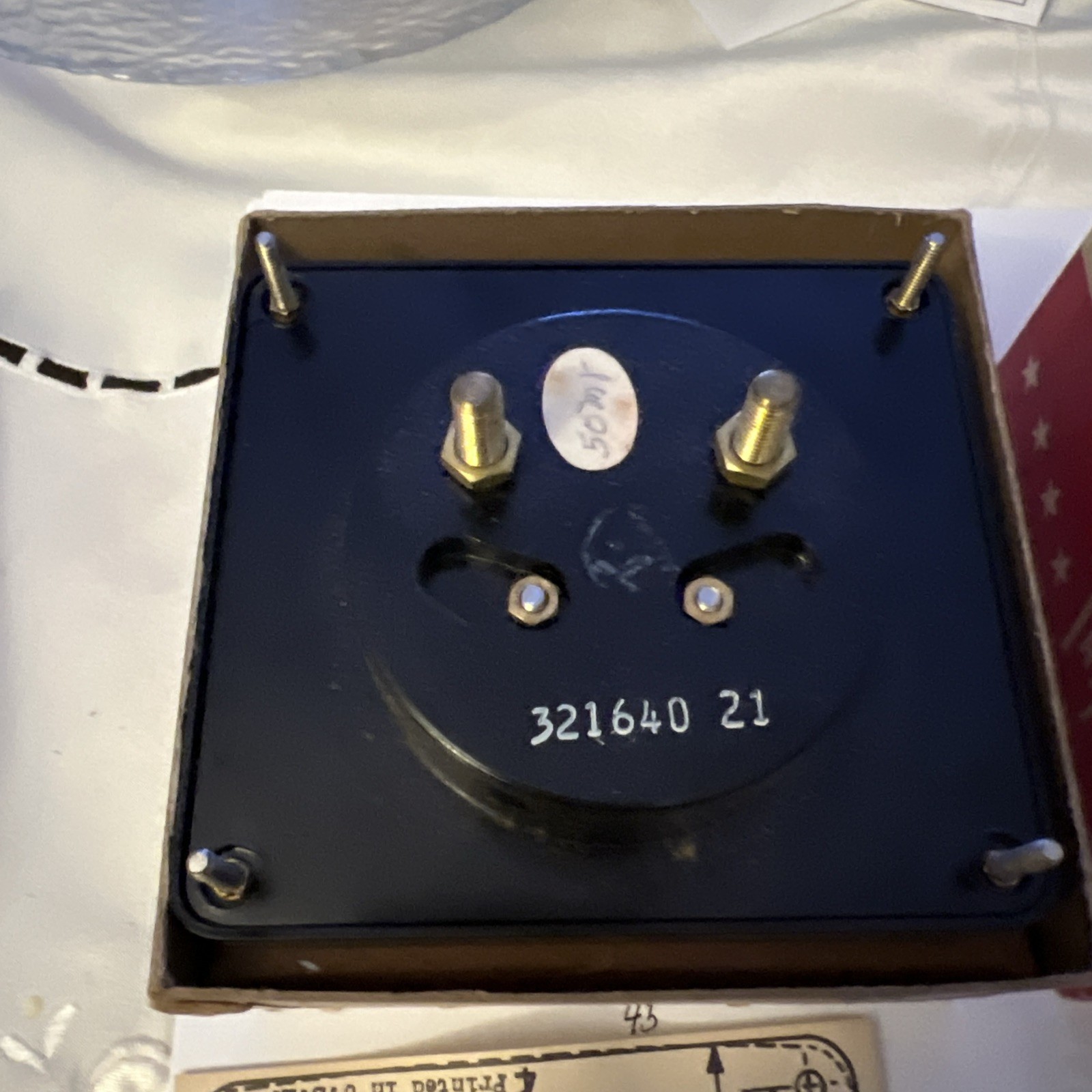 Triplett Model 420 D.C. Amperes panel meter, 0-6000