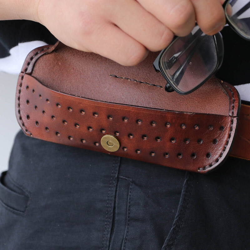 TOURBON Leather Eyeglasses Protector Case Glasses Carrier Belt Pouch Gift