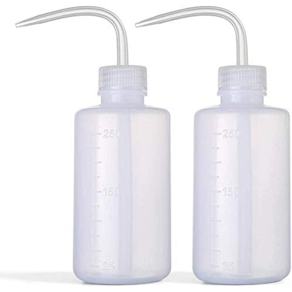 Wash Bottle 2 Pack 250ml 8oz Plastic Squeeze Bottle with Narrow Mouth and Scale