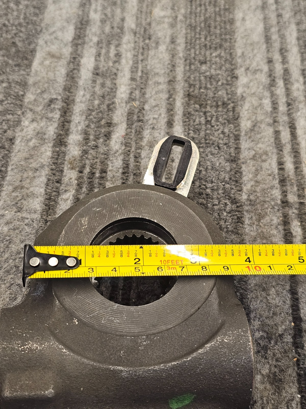 Haldex 40910678: 28-Teeth Automatic Brake Slack Adjuster (ABA) 16° Body Angle