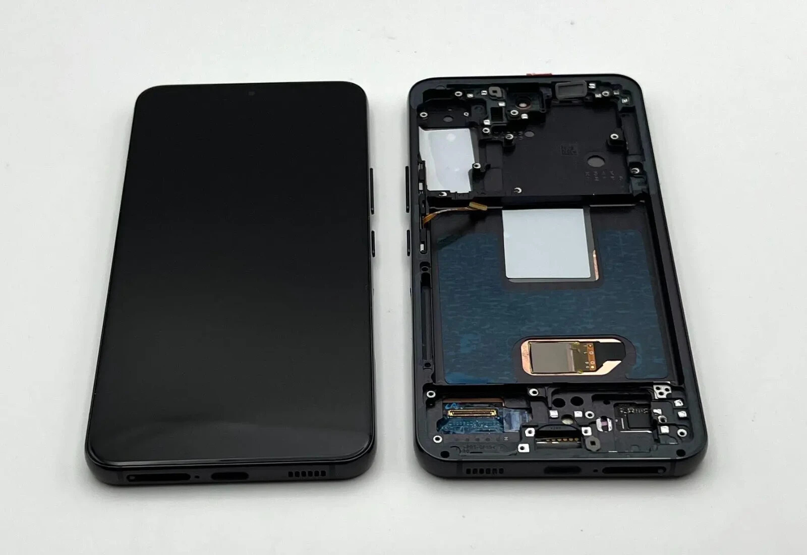 OEM  Samsung Galaxy S22 5G Display OLED LCD Screen & Digitizer w/Midframe Dot