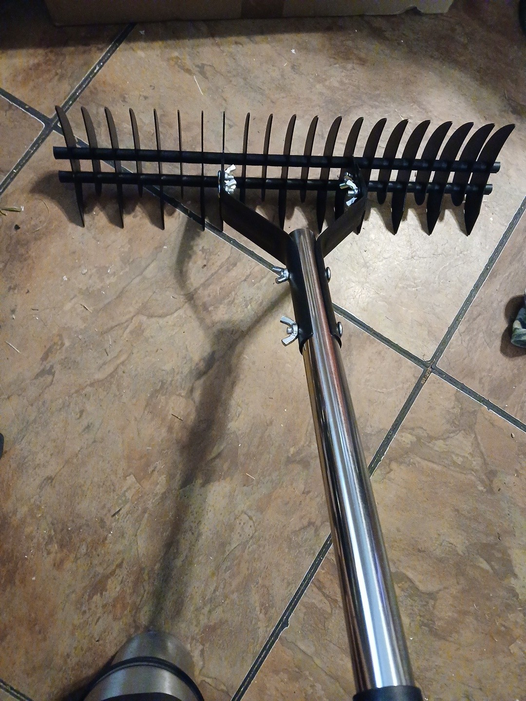 Widened 16-Inch Thatch Rake for Lawns