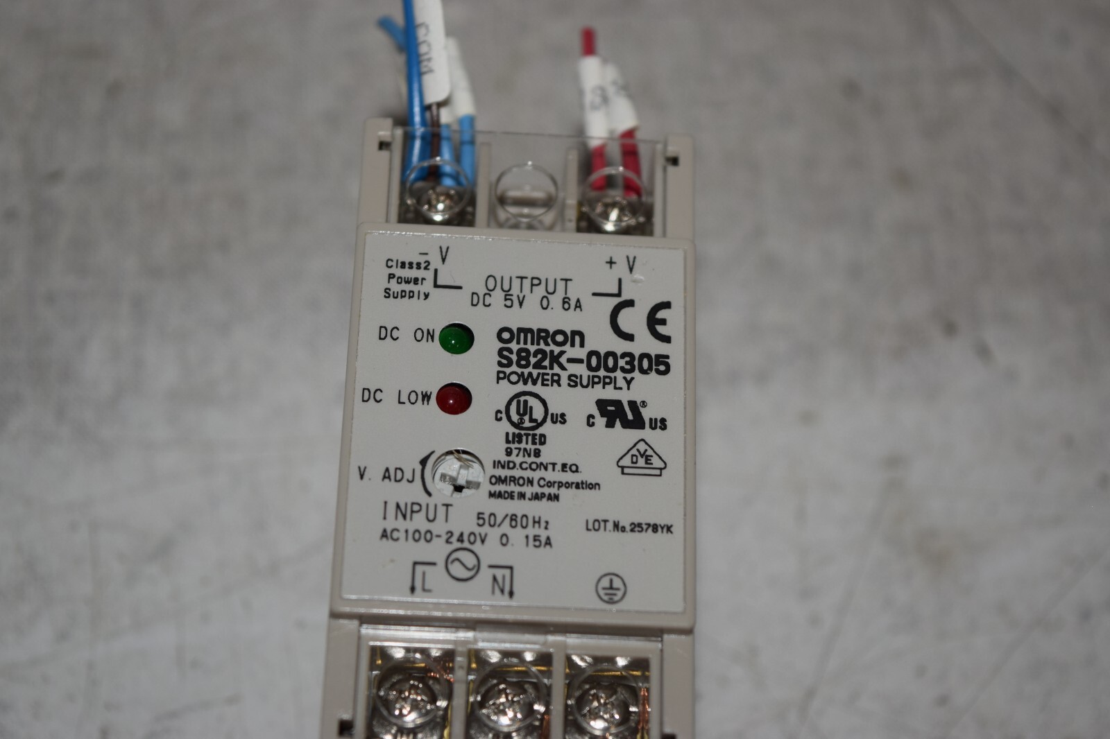 Omron S82K-00305 Power Supply
