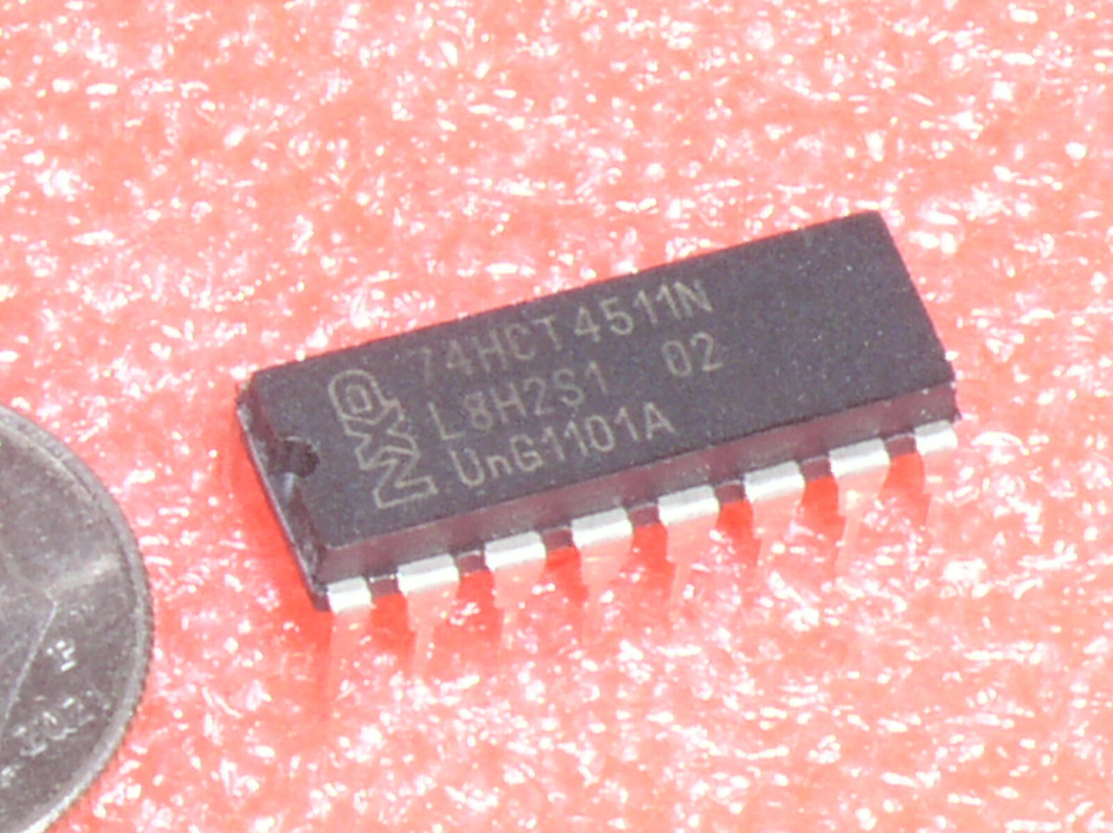 NEXPERIA NXP 74HCT4511 N BCD TO 7 SEGMENT LATCH DECODER DRIVER 16-DIP TTL IC USA