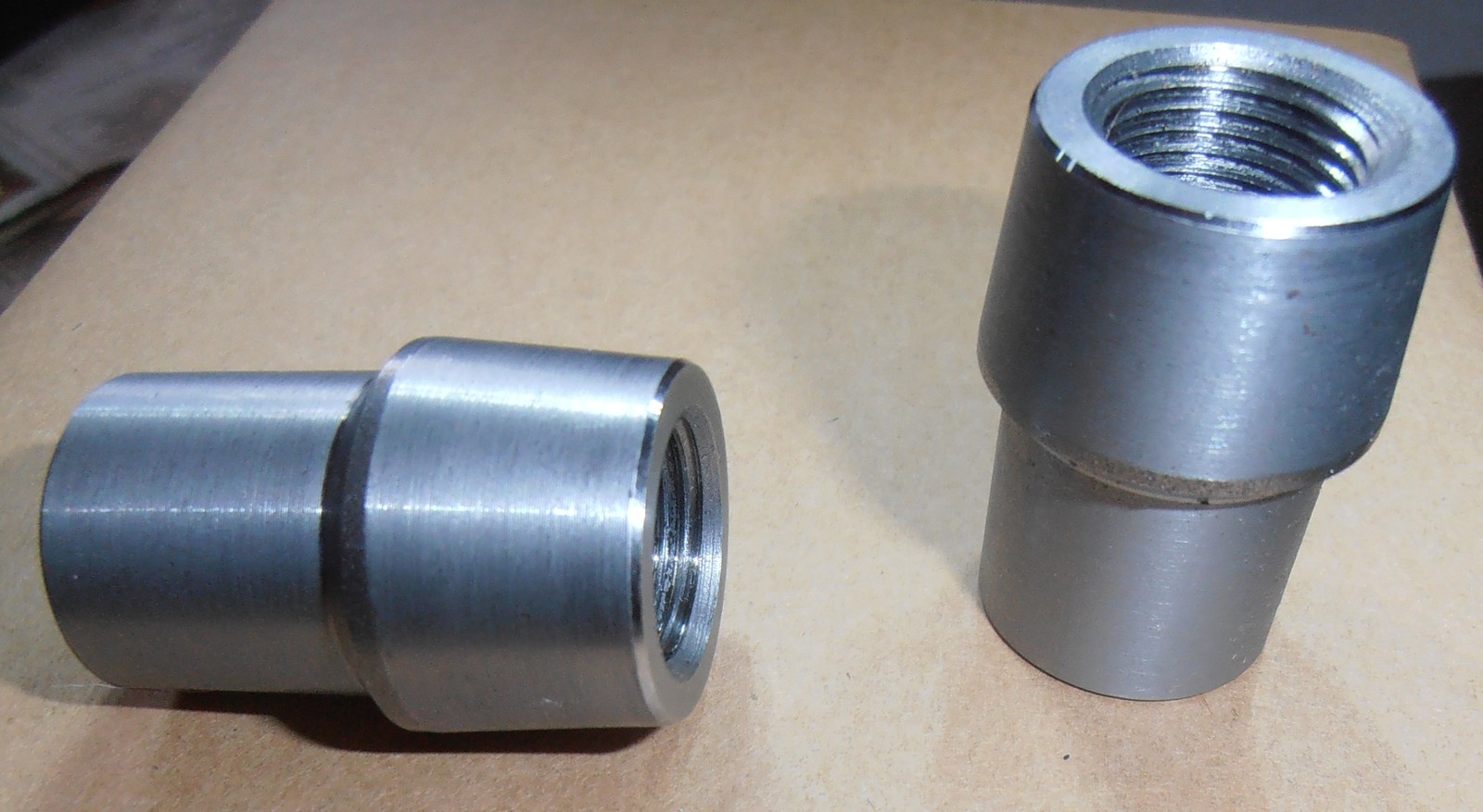 5/8 - 18 RIGHT Handed WELD-IN BUNGS FITS 1.00 OD. X .095 WALL Tube