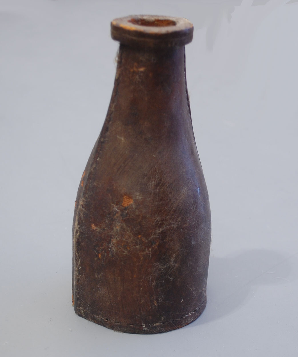 Vintage Shake Bottle for Pea Pool