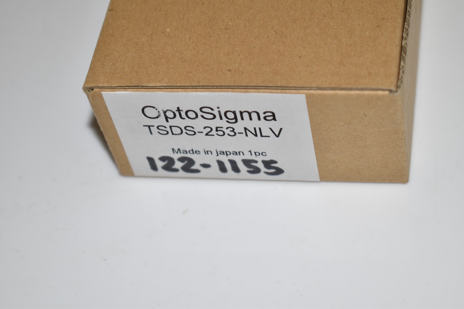 *JM* OPTOSIGMA 122-1155 25MM X 25MM LINEAR STAGE - NEW (VAY67)