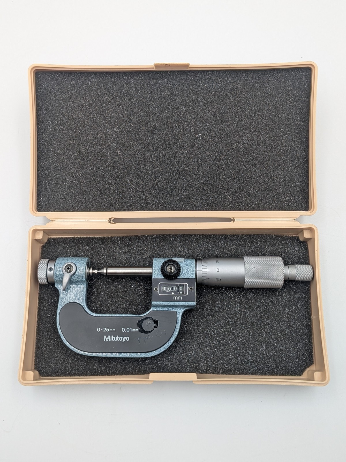 NEW Mitutoyo 226-125 metric Interchangeable Anvil Screw Thread Micrometer