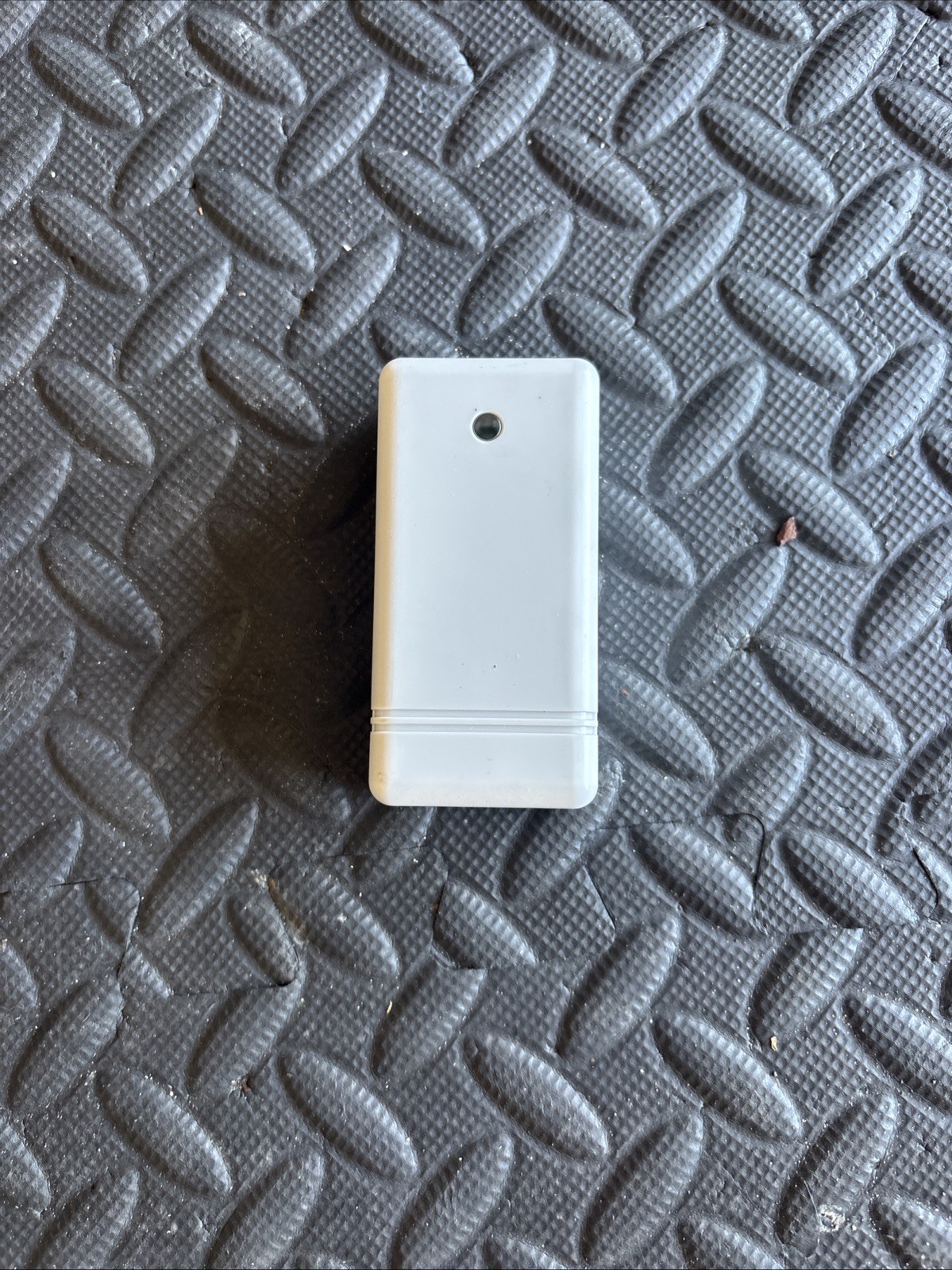 Qolsys QS1128-840 IQ Shock Sensor