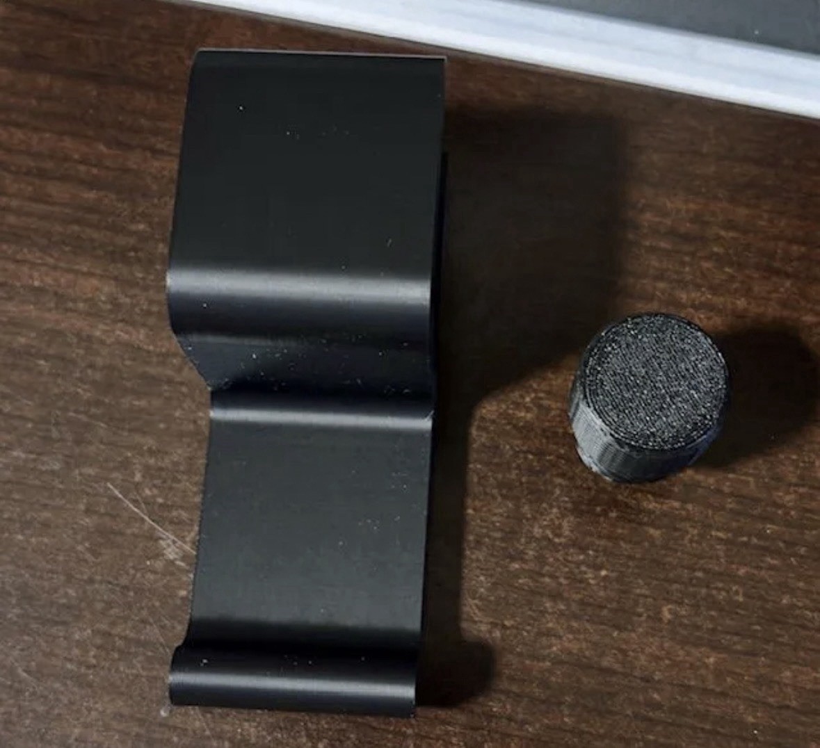 3D Printed Desk Headset Mount