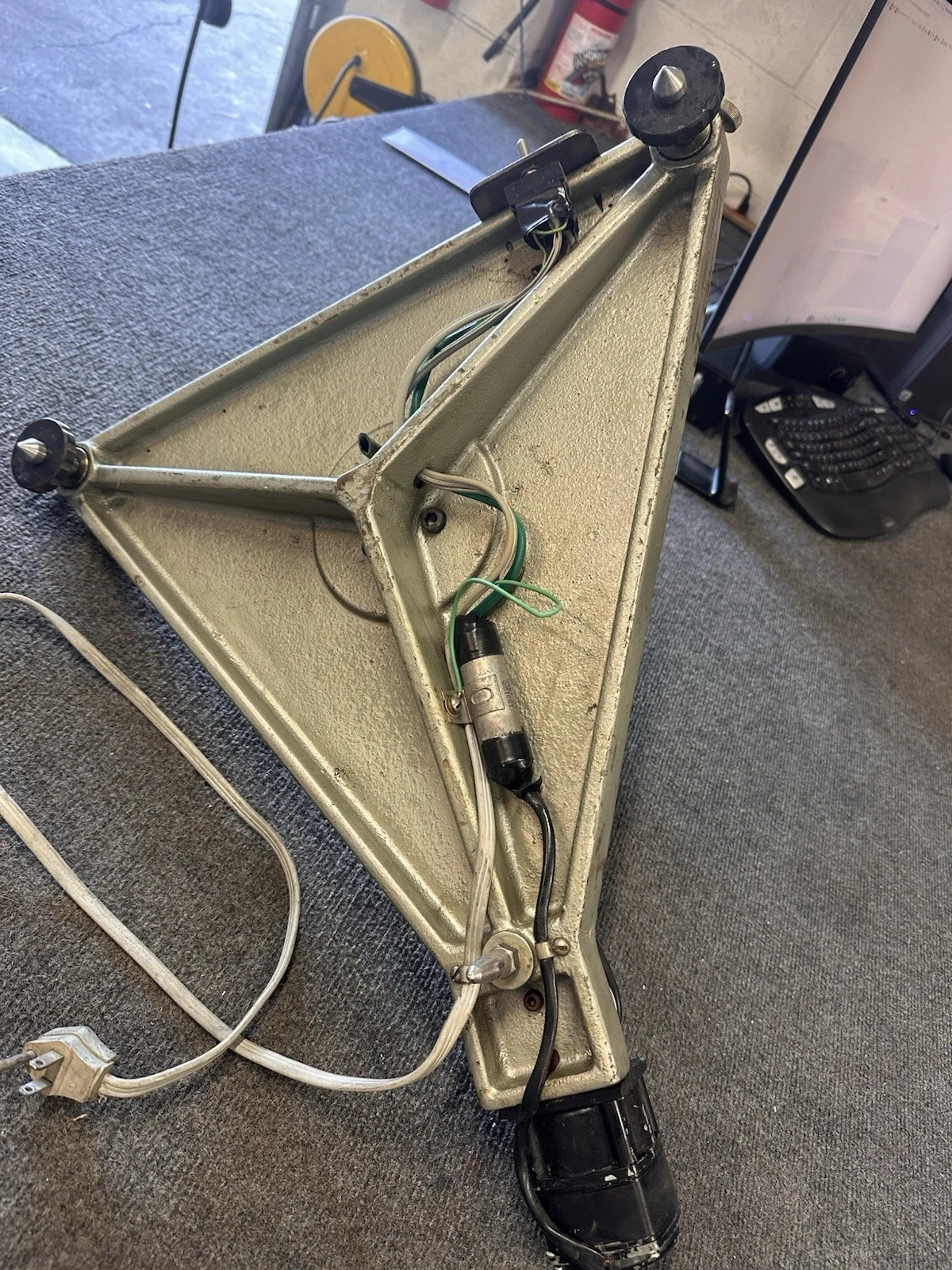 Ruska 7031 8824 Dead Weight Pressure Calibration System