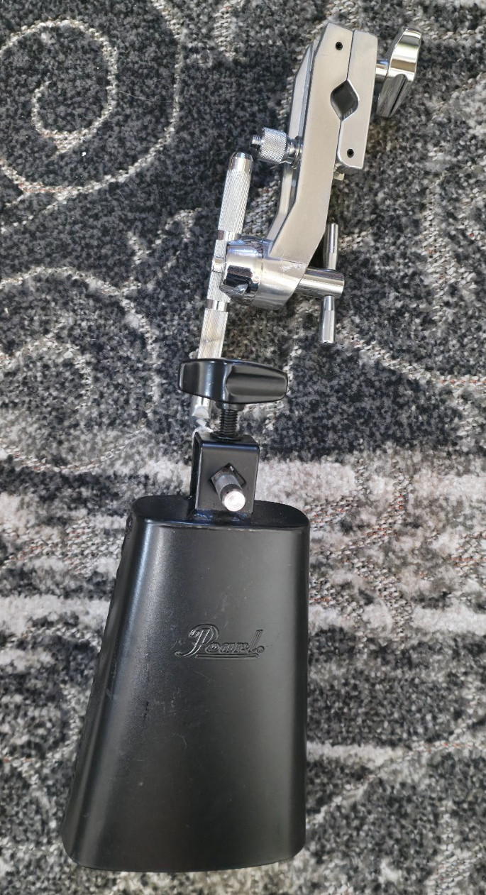 Pearl Primero Series Cowbell with PPS37 Percussion Holder - great condition!