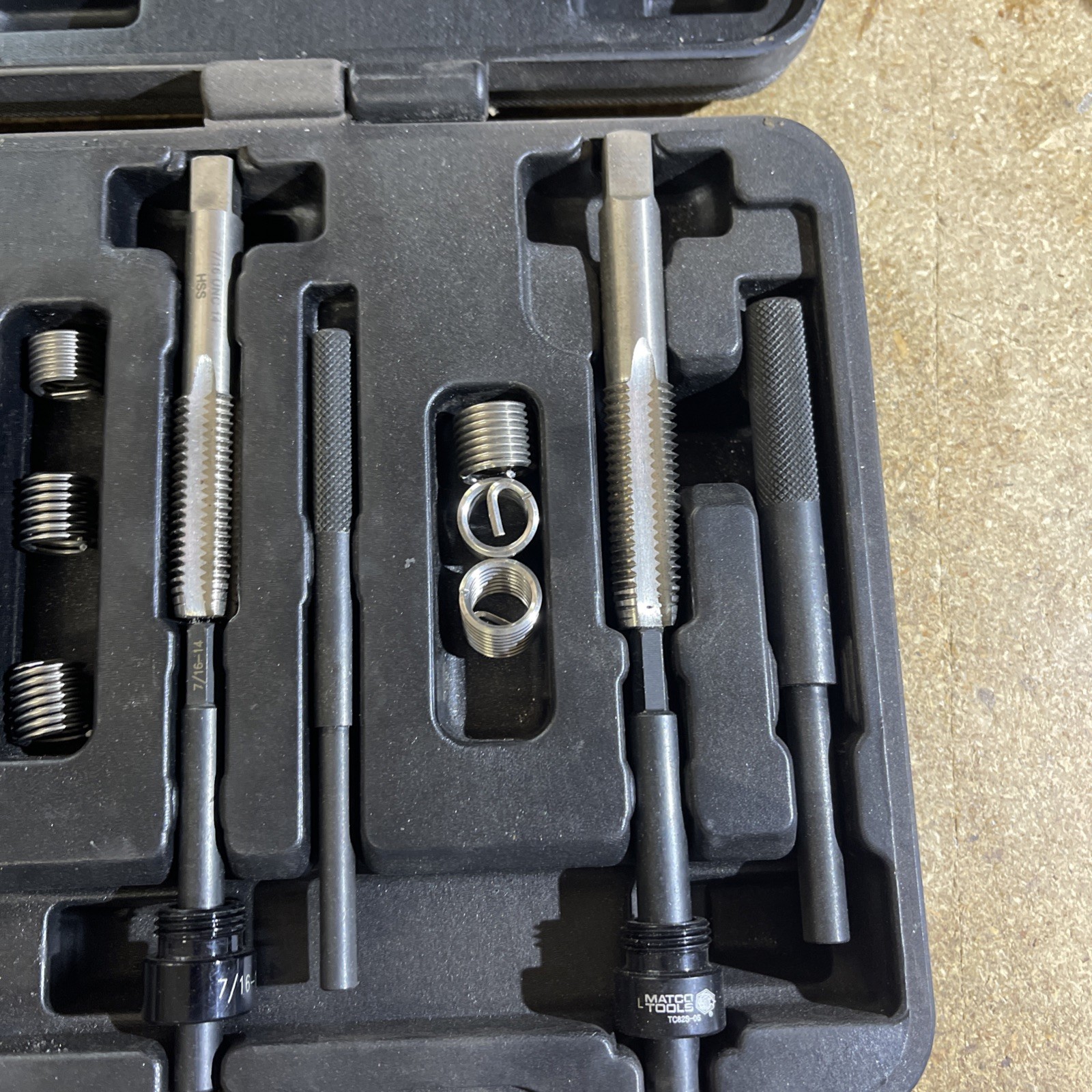 MATCO TOOLS 82 PIECE PROFESSIONAL - SAE THREADED COIL - INSERT REPAIR KIT TC82S