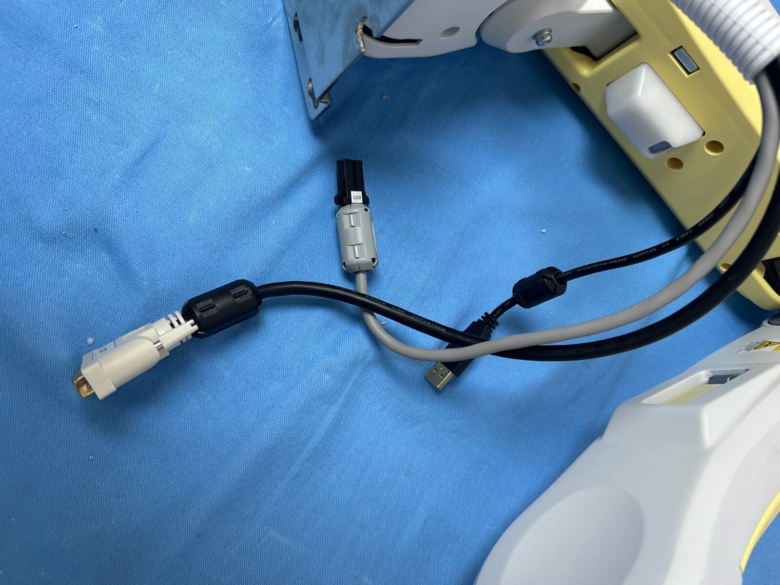 Hitachi Hi Vision Preirus - ARM