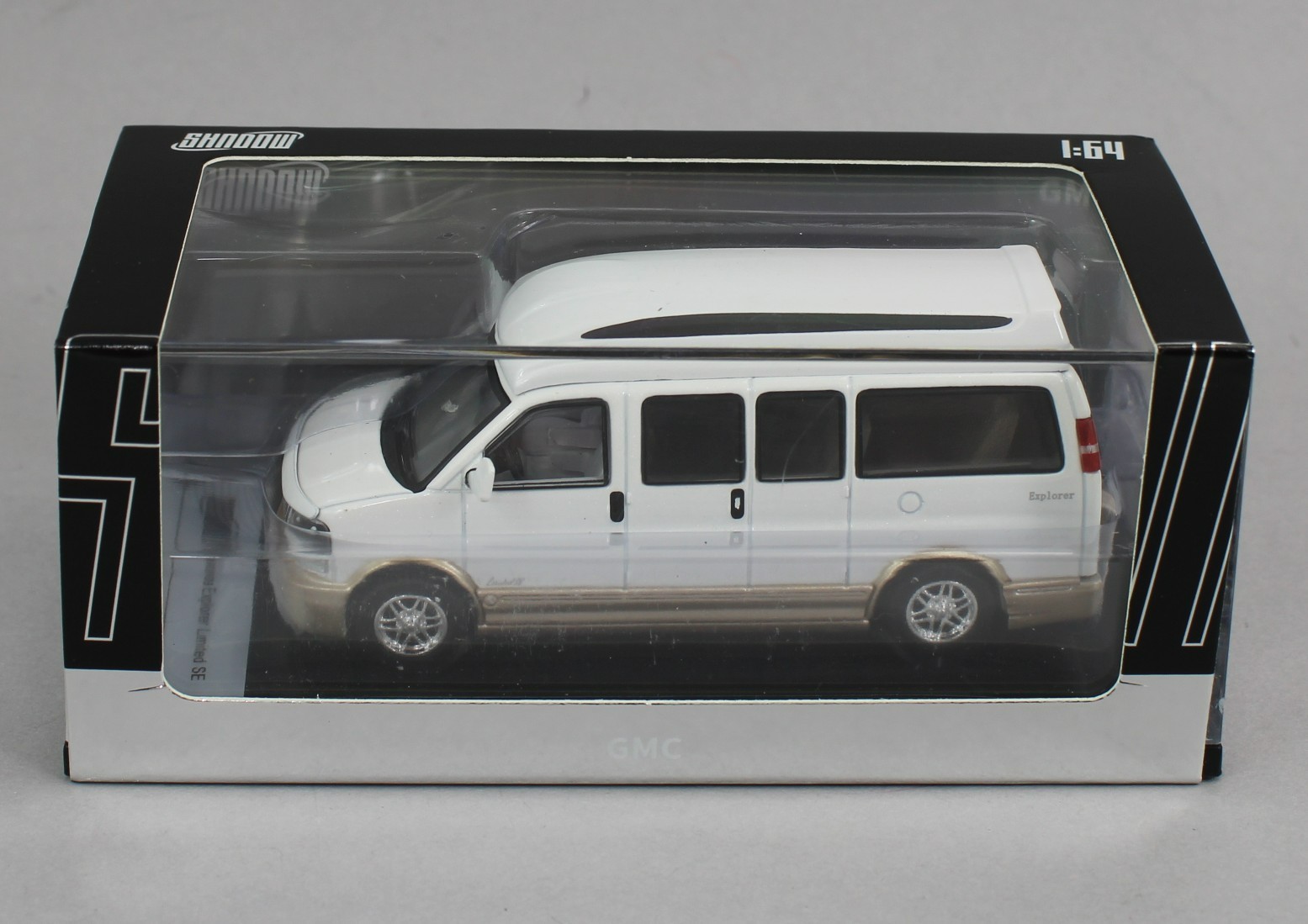 1:64 *SHADOW PRO* WHITE GMC Savana Explorer Conversion Van *NIB*