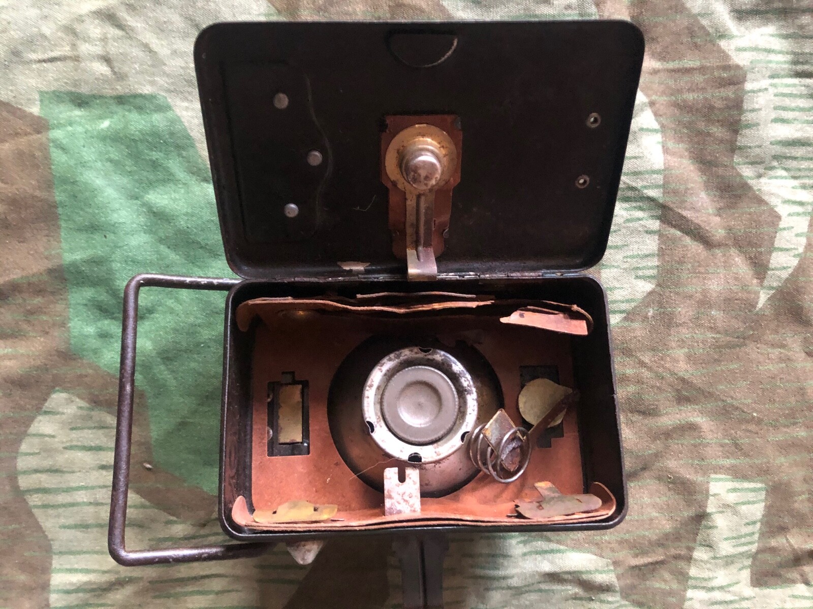 WW2 WWII GERMAN TORCH FLASHLIGHT LATERN DAIMON WEHRMACHT FIELD ORIGINAL