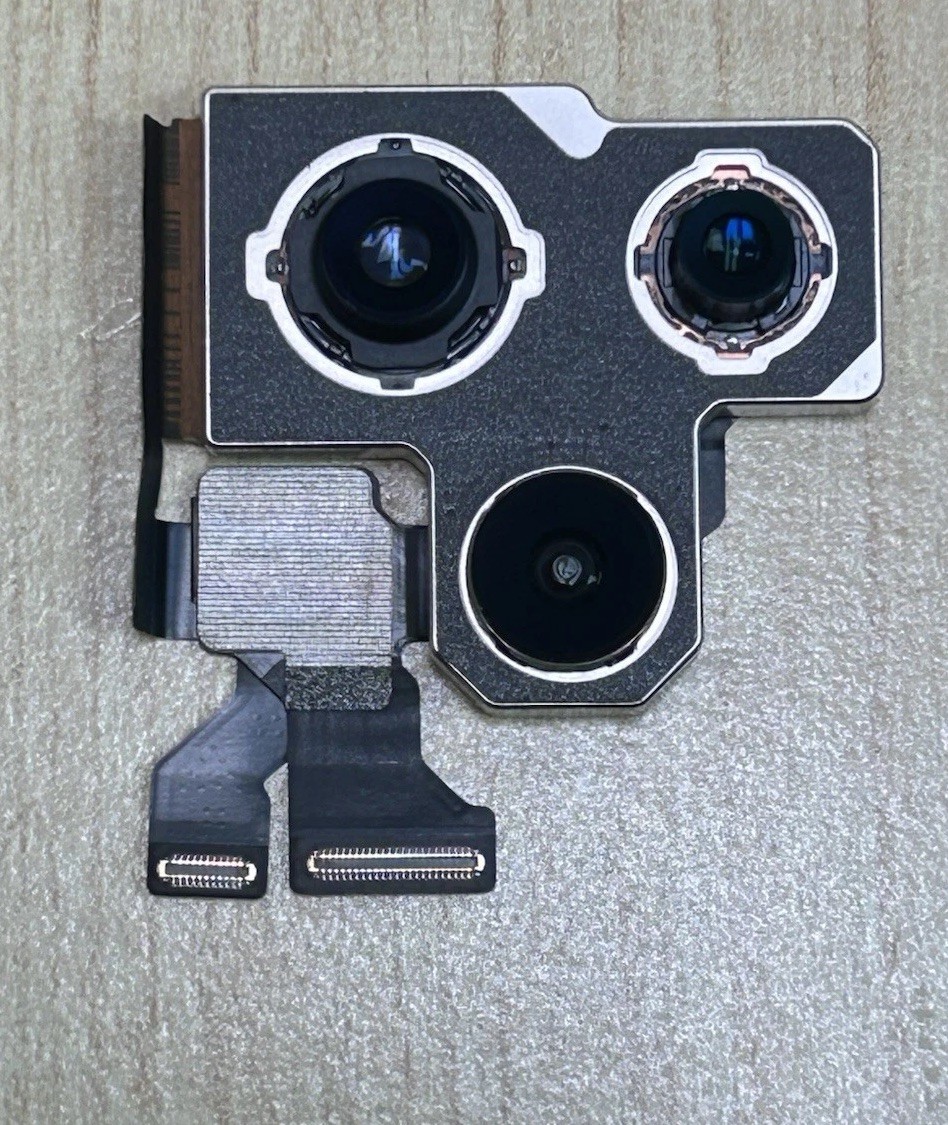 iPhone 13 Pro Max Rear Camera Oem – Spots Visible in Zoom – For Parts/Repair