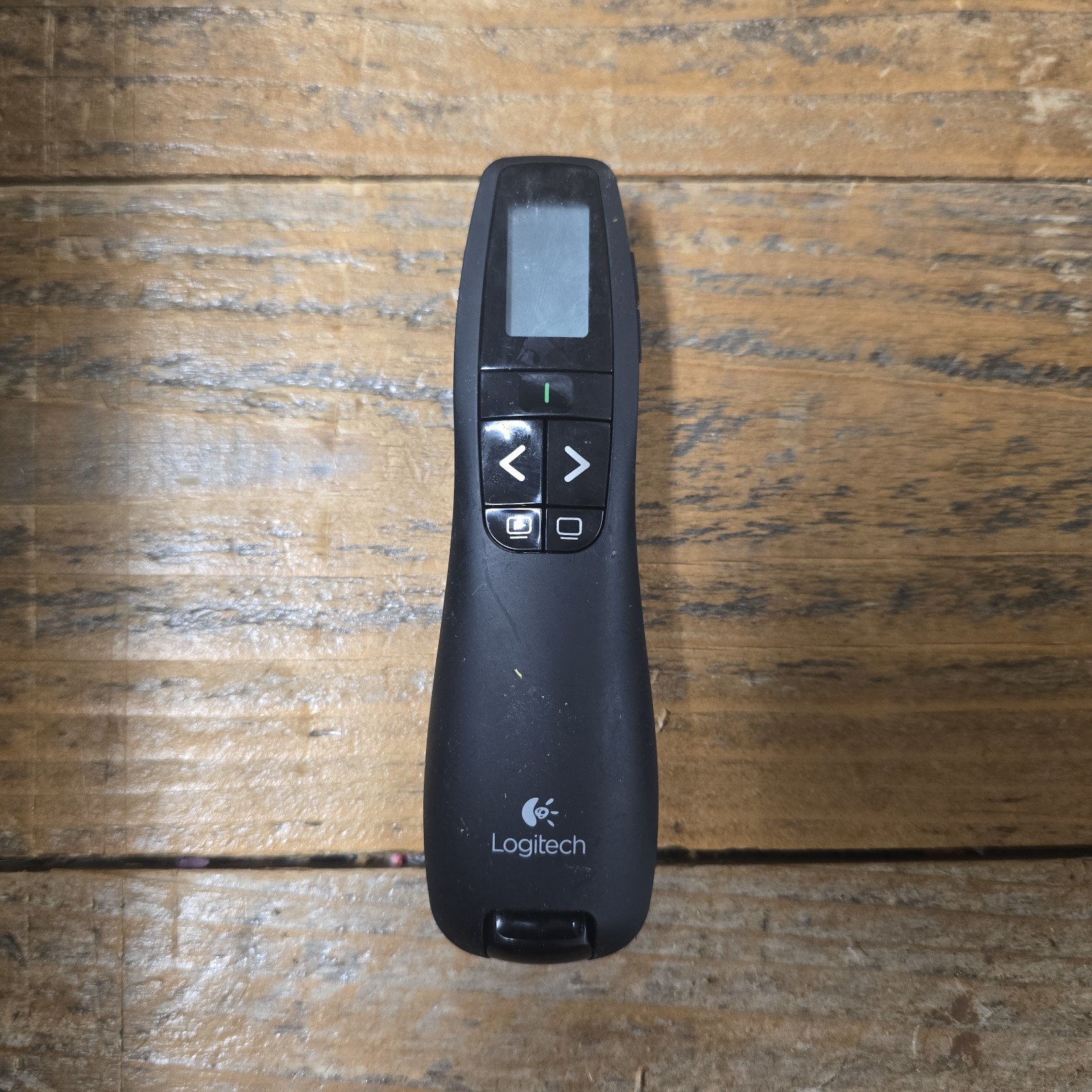 Logitech Wireless Presenter R800 With Laser Pointer No Back Cover