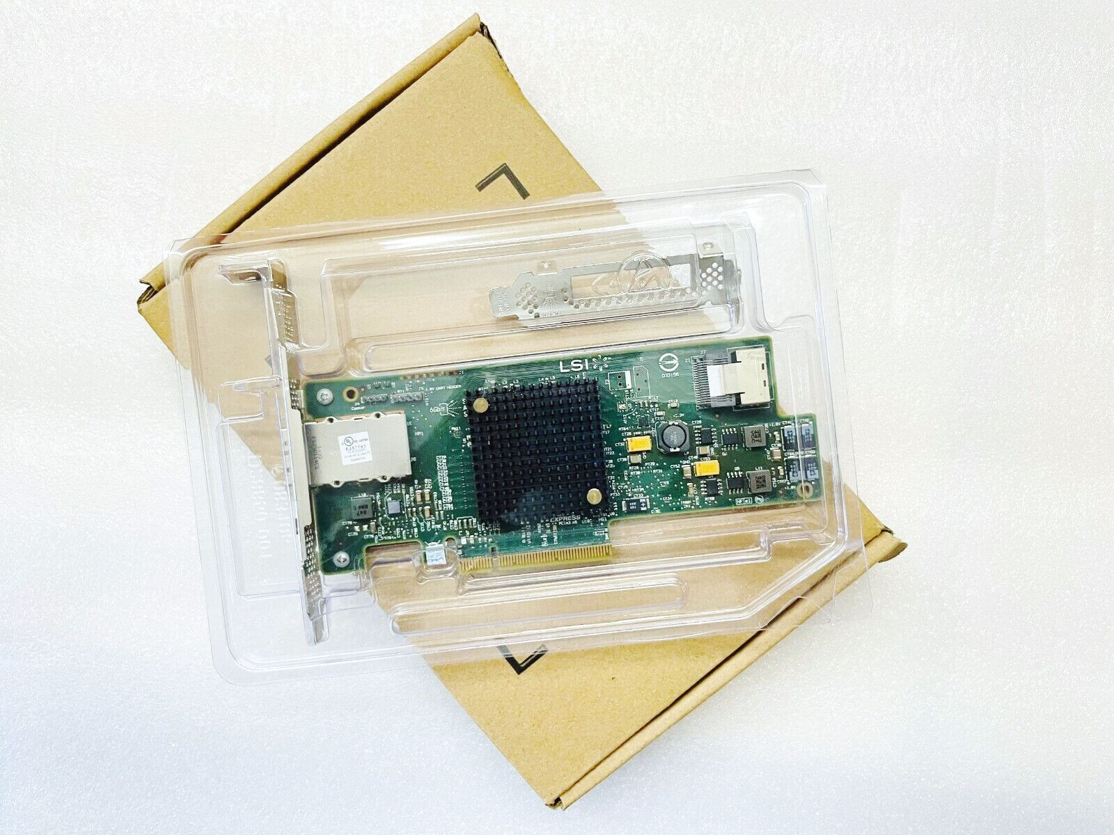 LSI 9207-4i4e SAS HBA 6Gbps PCI-E 3.0 P20 IT Mode for ZFS FreeNAS unRAID