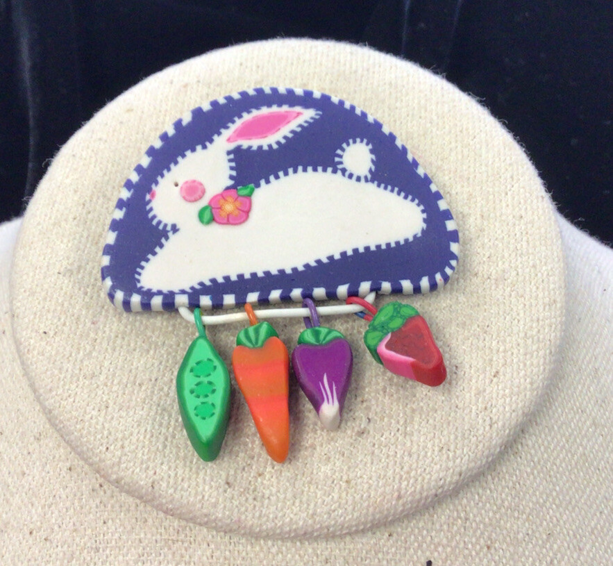 Vintage Easter Holiday Costume Rubber Bunny & Charms Pin HH328