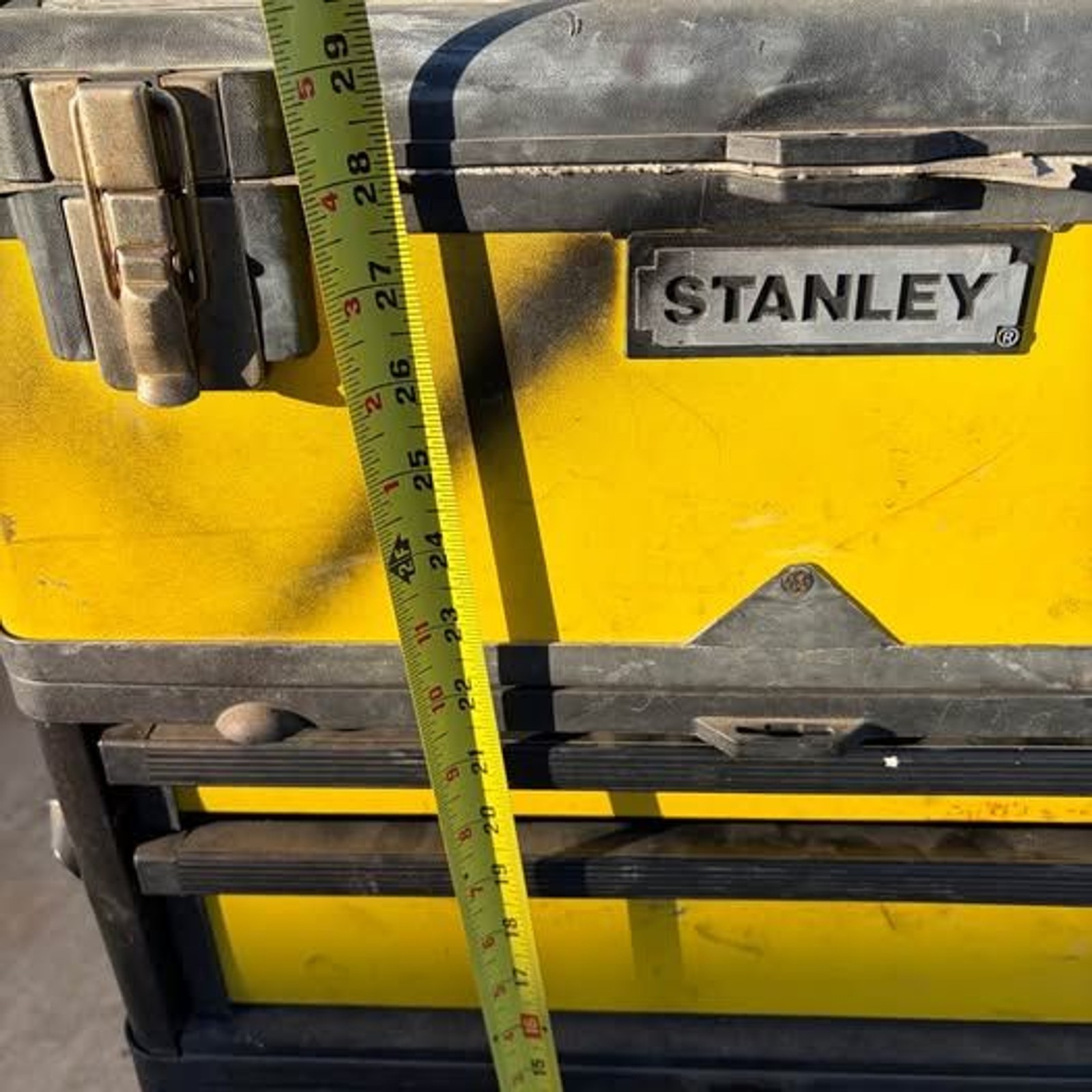 Stanley mobile tool box