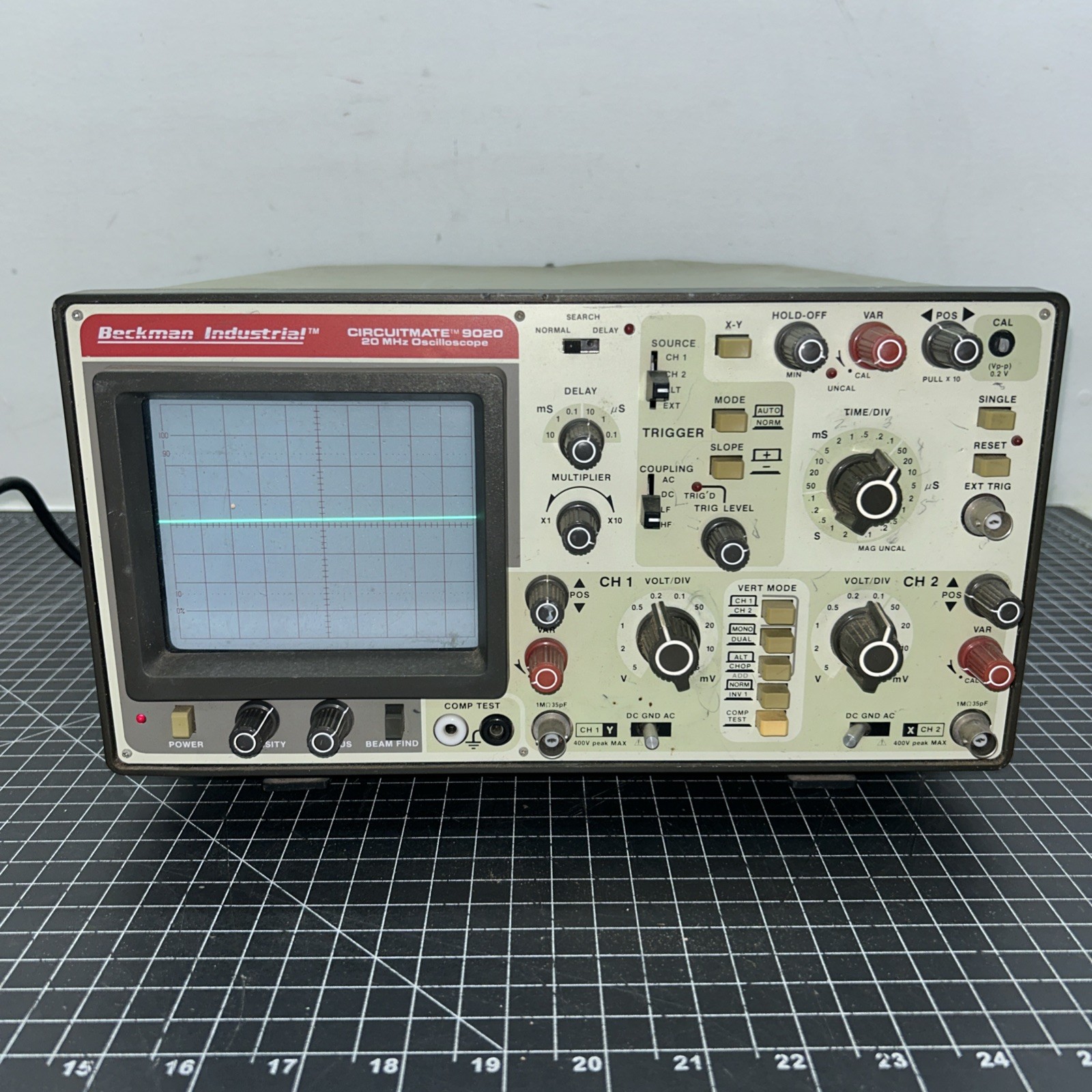 Beckman Industrial Circuitmate 9020 20MHz 2 chan Oscilloscope Power test only